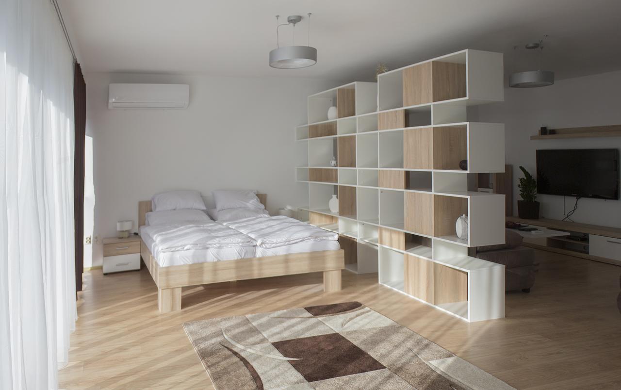 River View Residence Bratislava Bagian luar foto