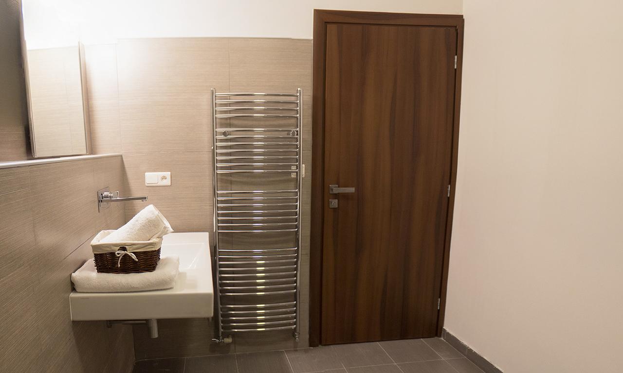 River View Residence Bratislava Bagian luar foto