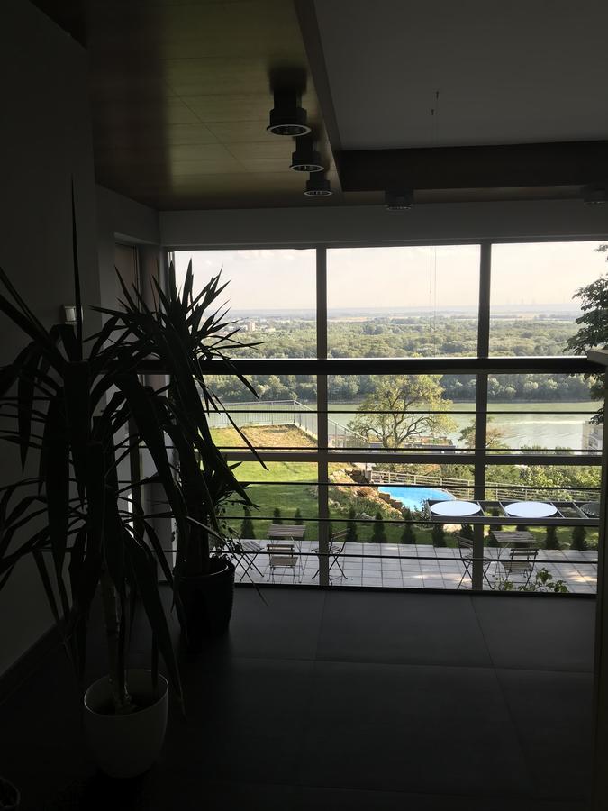 River View Residence Bratislava Bagian luar foto